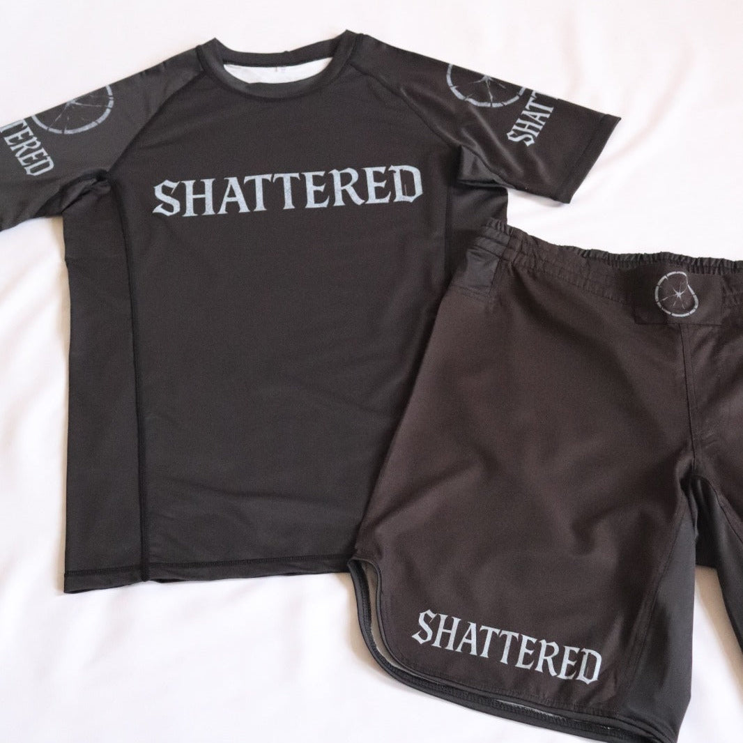 Roots 1.0 Black Rash Guard Set