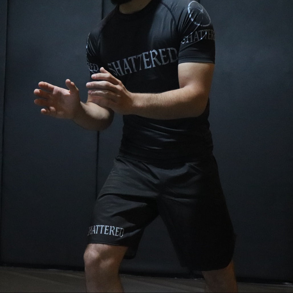 Roots 1.0 Black Rash Guard Set